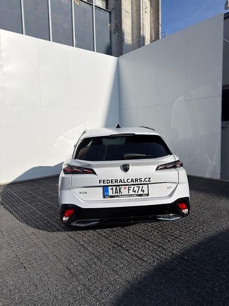 Peugeot 308 (2025) SW GT Hybrid 145 e-DCS6 - fotka 5 z 7