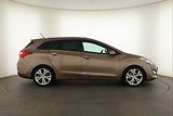 Hyundai i30 (2012) 1.6 GDI, Xenony, Tempomat - náhled 6