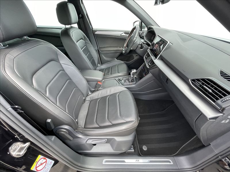 Seat Tarraco 2,0 TSI 4WD DSG FR NAVI+7míst - fotka 19 z 26