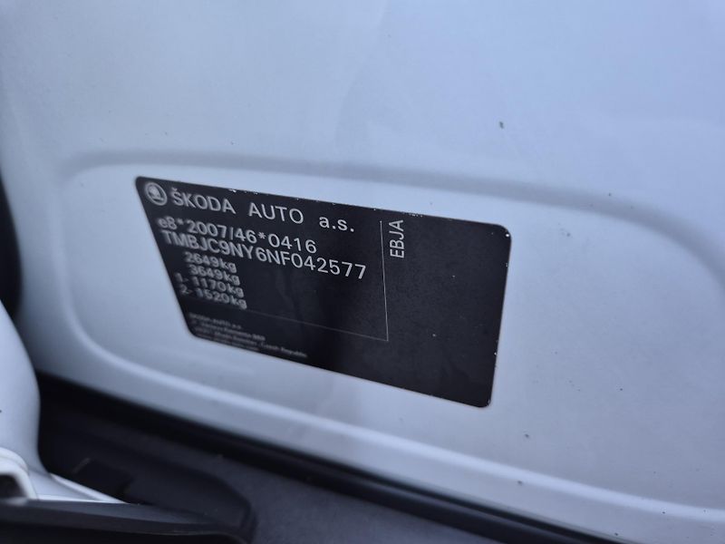 Škoda Enyaq 150kw, iV80 19ALU SOH 92% - fotka 43 z 45