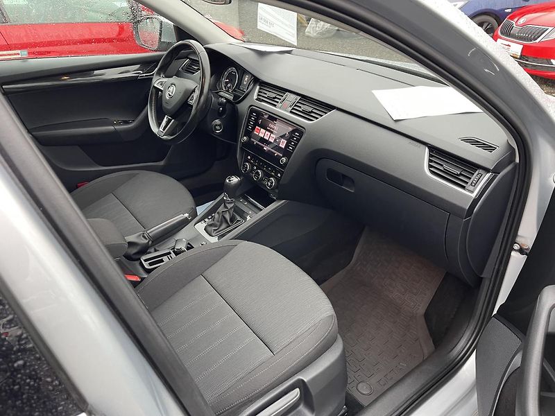 Škoda Octavia 1.5 TSi 110kW DSG-Style-DPH-ČR - fotka 23 z 35