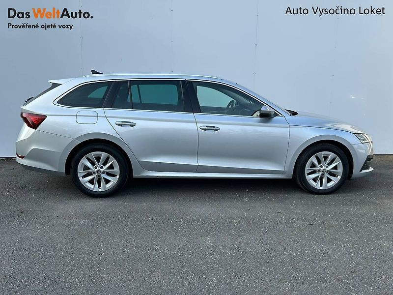 Škoda Octavia (2023) 2.0TDI DSG 110 kW TAŽNÉ Head U - fotka 22 z 35