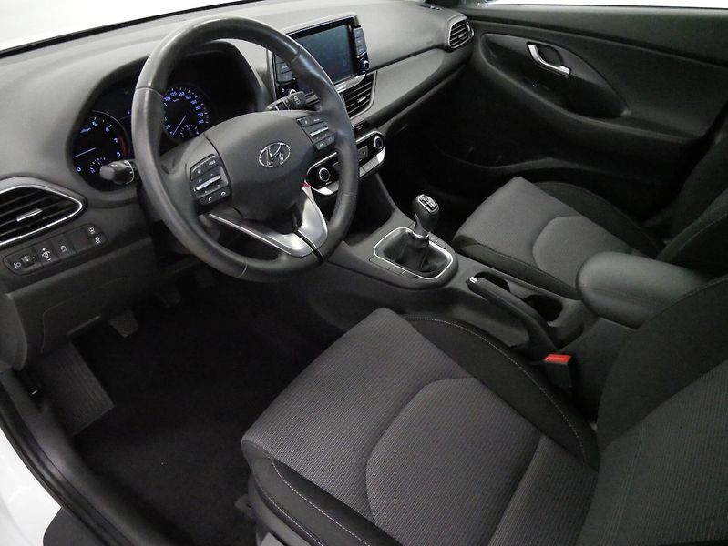 Hyundai i30 - fotka 14 z 26