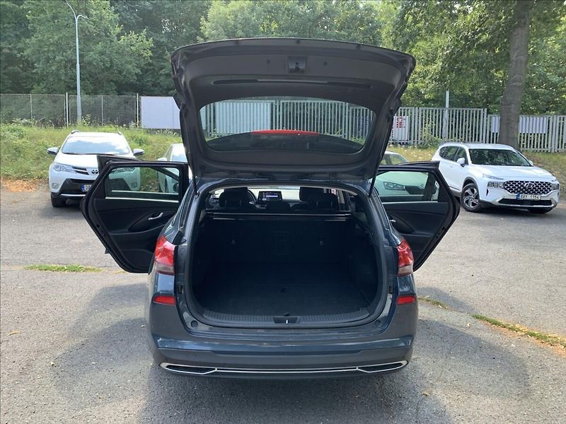 Hyundai i30 1,5 T-GDI AUTOMAT,ČR,1.MAJITEL - fotka 21 z 21