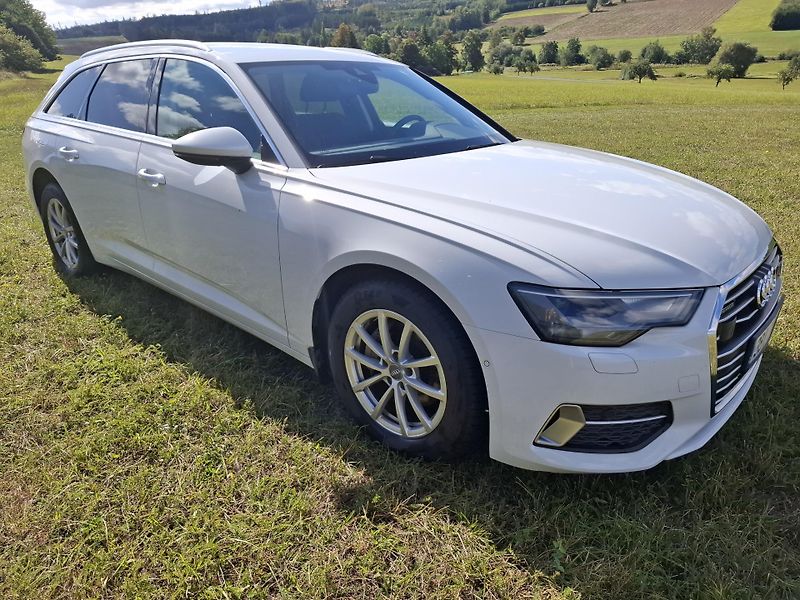 Audi A6 Avant (2022) - fotka 10 z 14