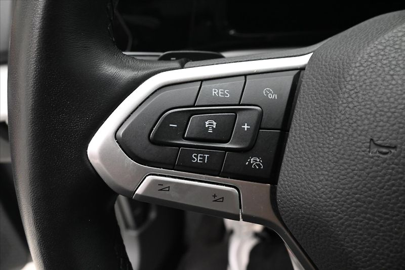 Volkswagen Golf 2,0 TDI 110 kW DSG Life Záruka - fotka 23 z 30