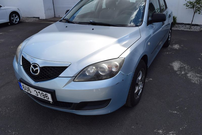 Mazda 3 (2007) 1.4 16v BK 62kw COMFORT 2x ALU - fotka 2 z 36