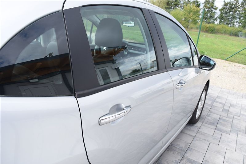 Citroën C3 1,1 i 44KW PO SERVISE NOVÁ STK - fotka 7 z 40