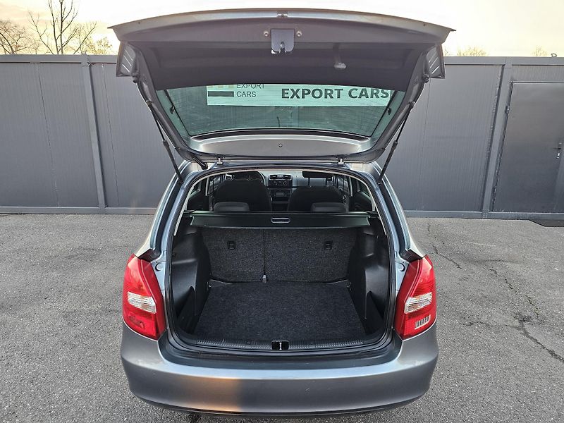 Škoda Fabia 1.2 TSI 63kW AMBITION,TEMPOMAT - fotka 34 z 37
