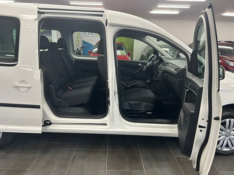 Volkswagen Caddy (2016) Maxi Life 1.4 TGI 2016 | Záruk - fotka 14 z 62