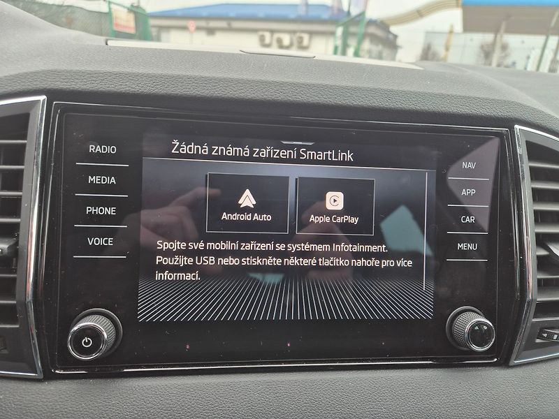 Škoda Karoq 1,5 TSI DSG Top Selection, pan - fotka 22 z 28