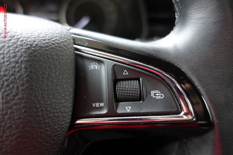 Škoda Scala (2019) 1.5TSi, ČR, Style, LED, +kola - fotka 16 z 23