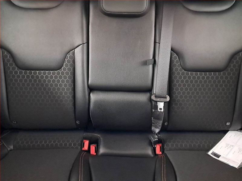 Jeep Compass (2020) 2.0 MultiJet, 4X4, Automat - fotka 10 z 19