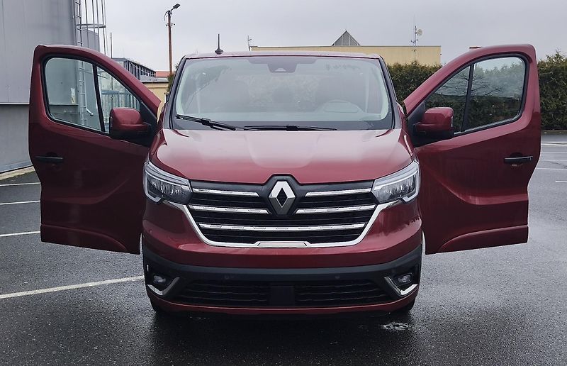 Renault Trafic (2022) - fotka 17 z 19