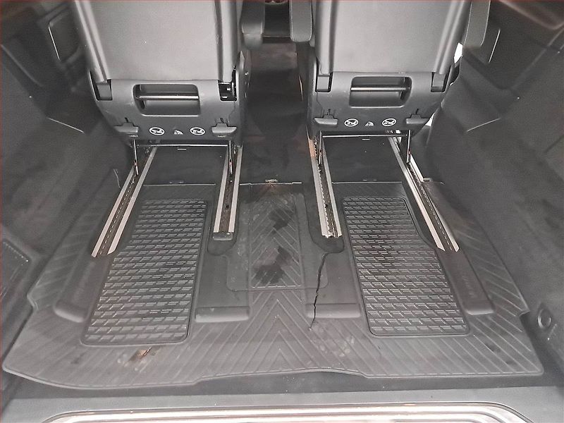 Mercedes-Benz Třídy V (2019) 300 d 4MATIC, ČR - fotka 14 z 19