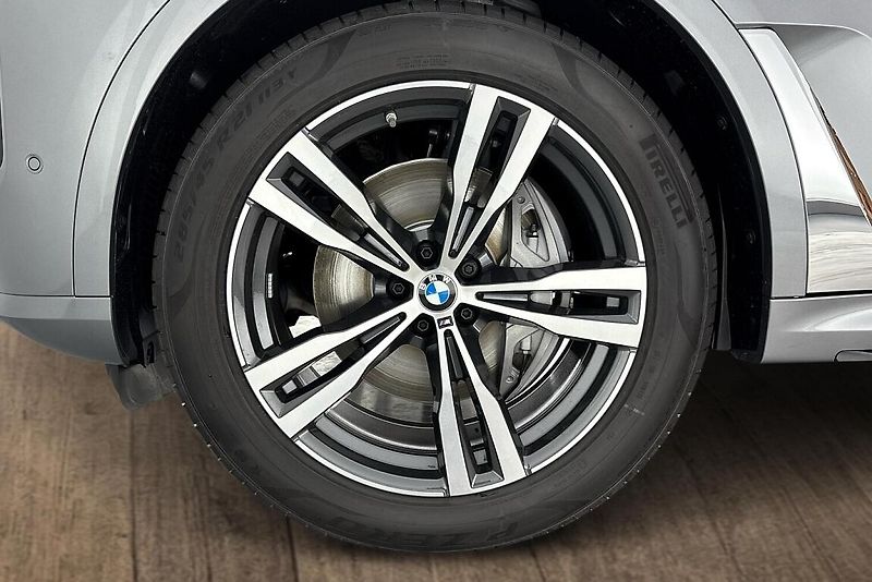 BMW X7 xDrive40d - fotka 5 z 14