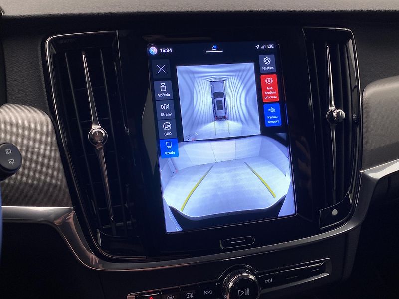 Volvo V90 T6 AWD PLUG-IN DARK PLUS AUT - fotka 57 z 59