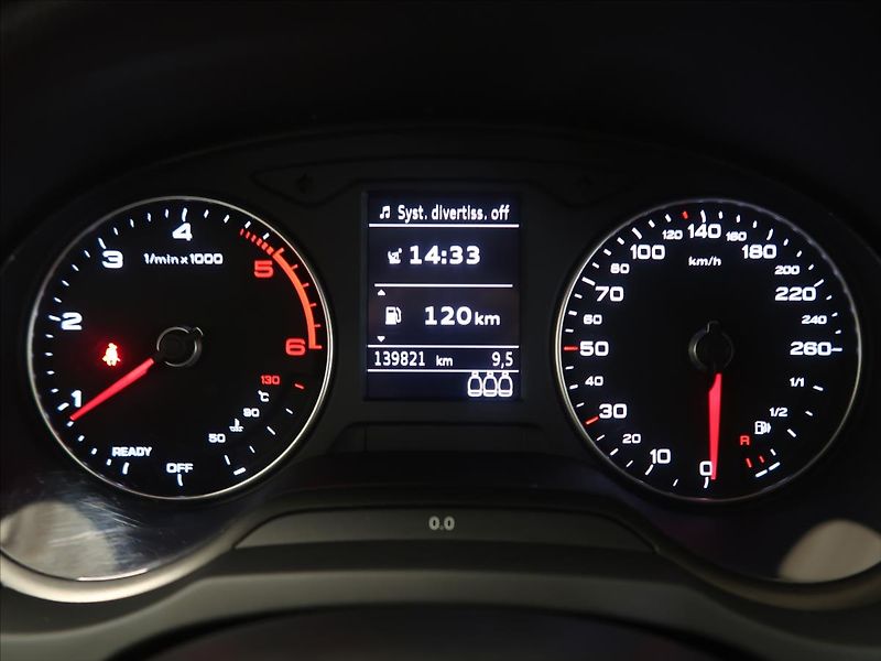 Audi A3 2,0 TDI S-line 1.majitel - fotka 24 z 38