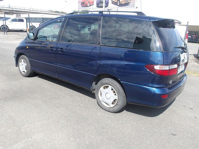Toyota Previa 2,4i 7 MÍST AUTOMAT !! - fotka 4 z 27