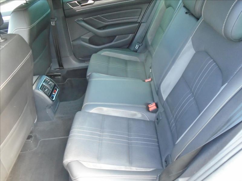 Volkswagen Passat 2,0   ALLTRACK 2.0.TDI-CR - fotka 15 z 35