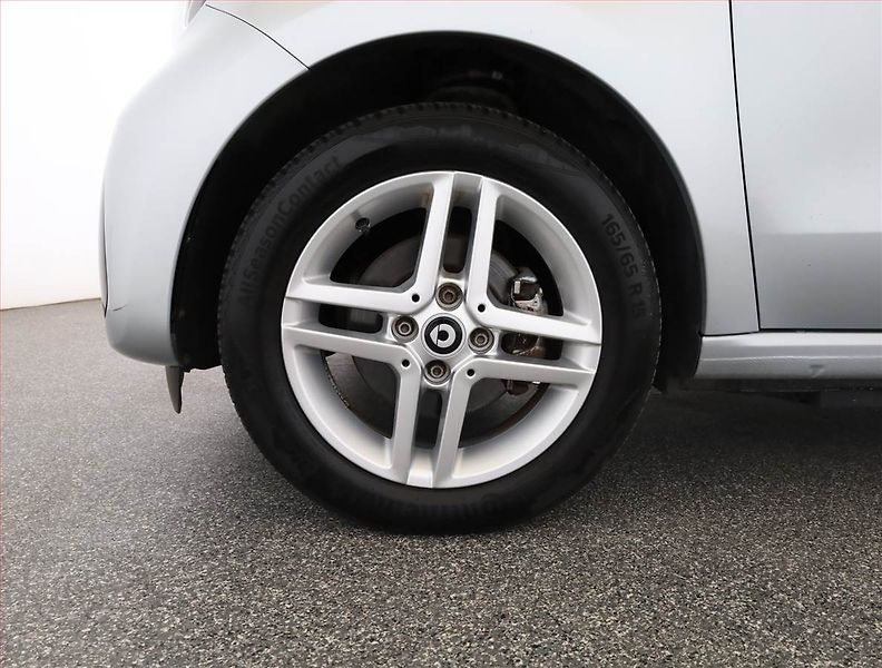 Smart Forfour (2020) EQ, SoH 92%, Automat - fotka 18 z 20