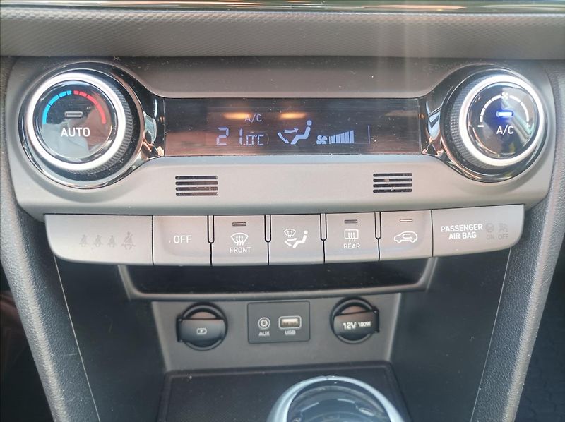 Hyundai Kona 1,6 Premium AUT. - fotka 20 z 21