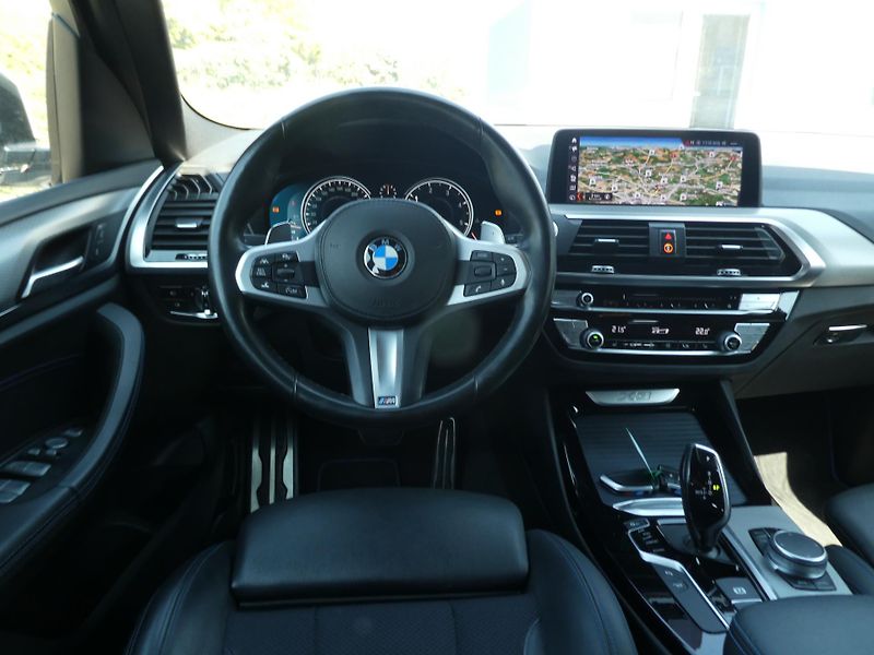 BMW X3 2,0D xDrive 140kW M SPORT - fotka 9 z 15