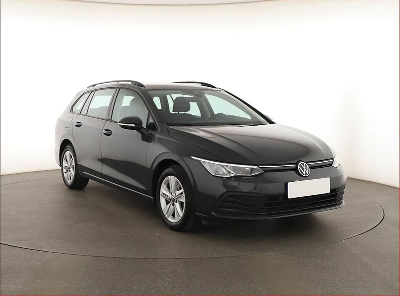 Volkswagen Golf (2021) 1.0 TSI, Tempomat - fotografie inzerátu