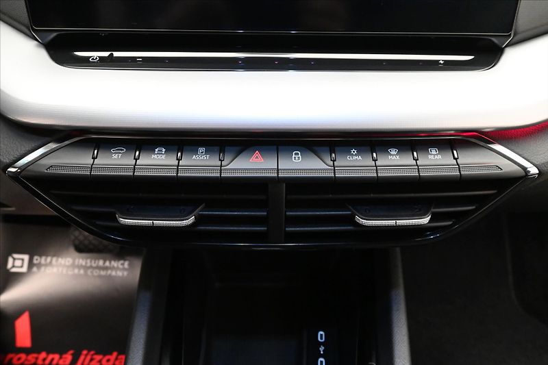 Škoda Octavia 1,4 TSI iV 150kW DSG Style Zár - fotka 21 z 31