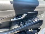 Hyundai i30 1,0 TGDI Family Comfort - náhled 11
