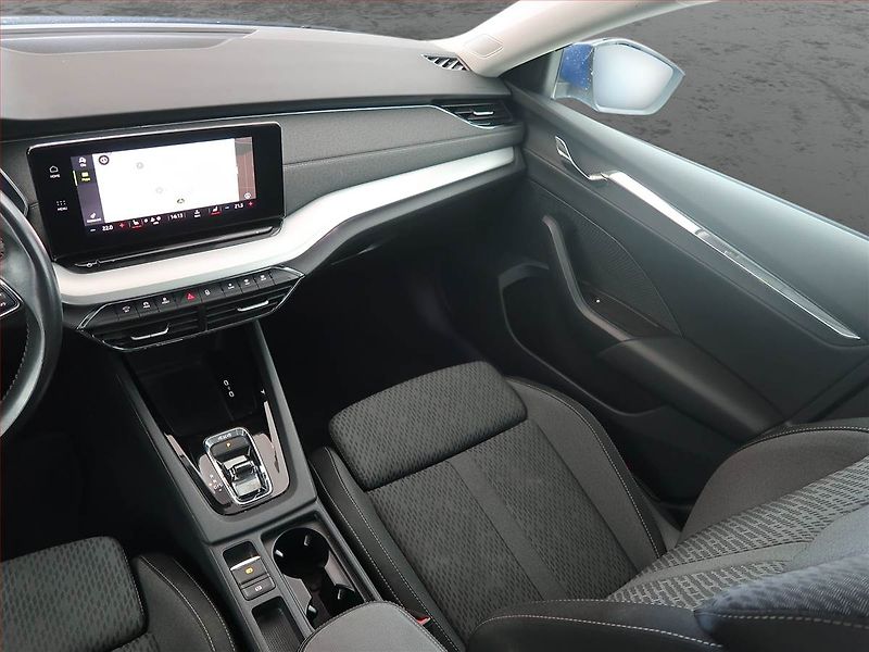 Škoda Octavia (2023) Style 2.0 TSI, 4X4, Automat - fotka 8 z 22
