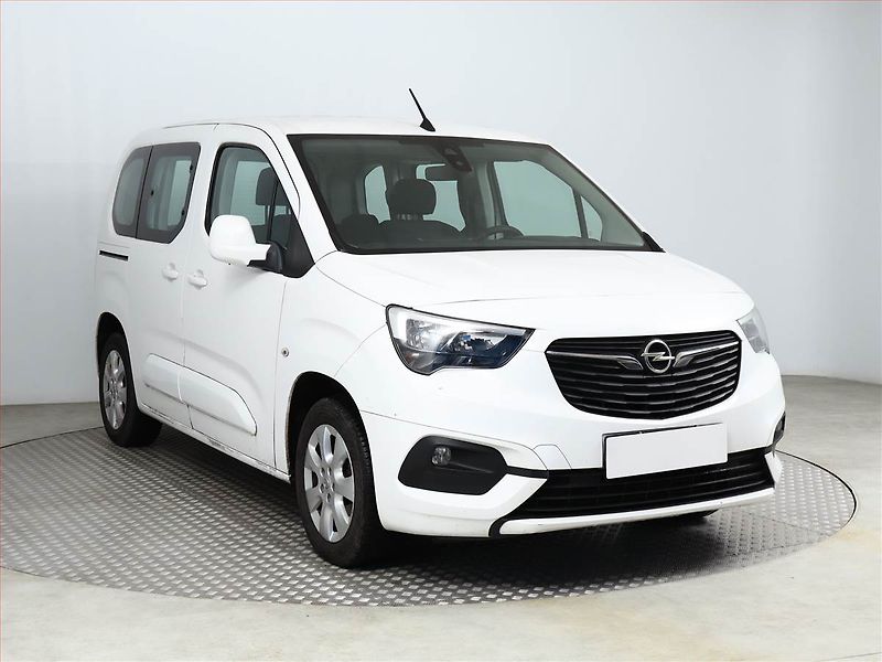 Opel Combo (2019) Enjoy 1.5 CDTI, 5Míst, ČR - fotografie inzerátu