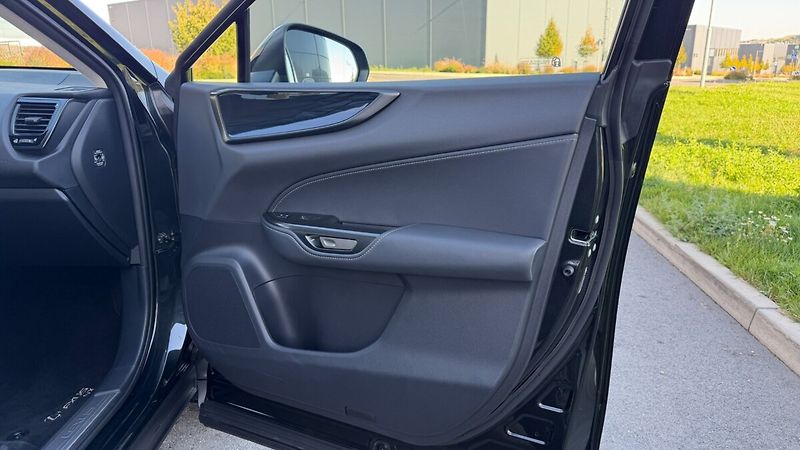 Lexus NX 350h 350H 2,5 HEV EXECUTIVE TOP - fotka 8 z 26