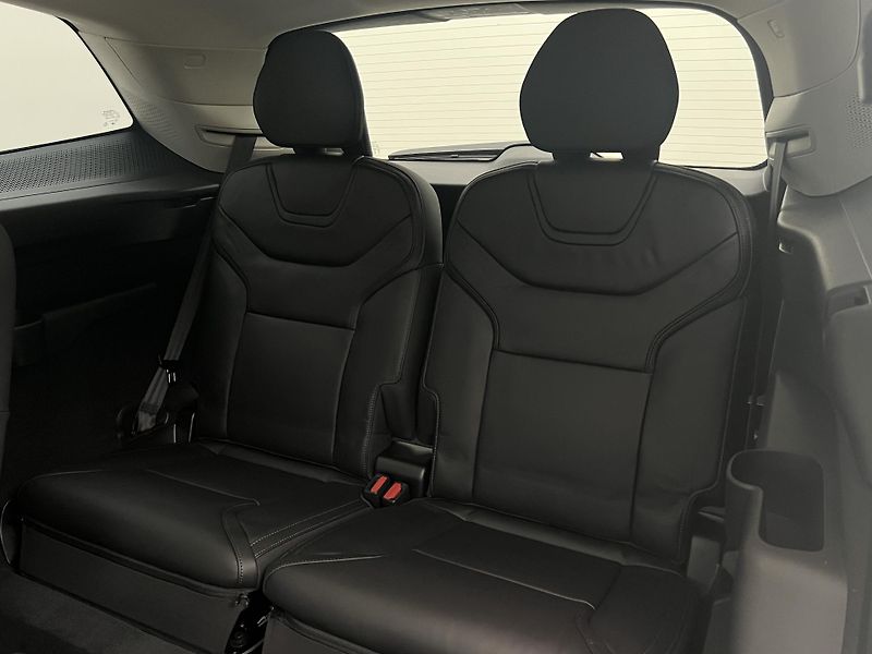 Volvo EX90 (2026) PURE TWIN PERFORMANCE ULTRA  - fotka 6 z 51