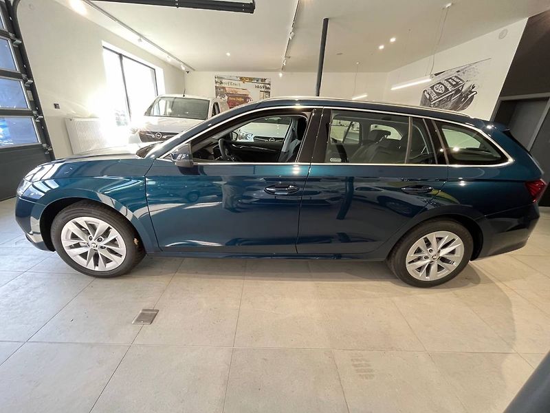 Škoda Octavia Combi Style 2,0TDI 110kW DSG/P - fotka 5 z 28