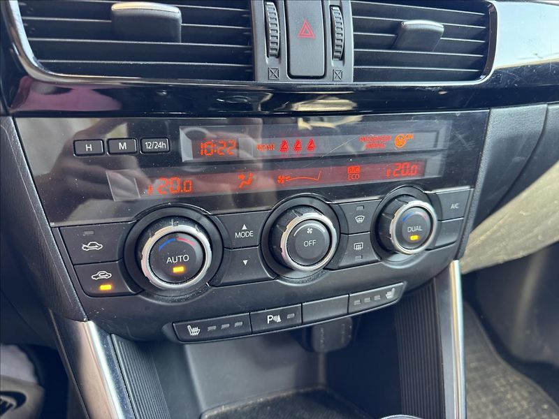 Mazda CX-5 2,2 d 4X4,Kamera,Kůže,Automat - fotka 17 z 20