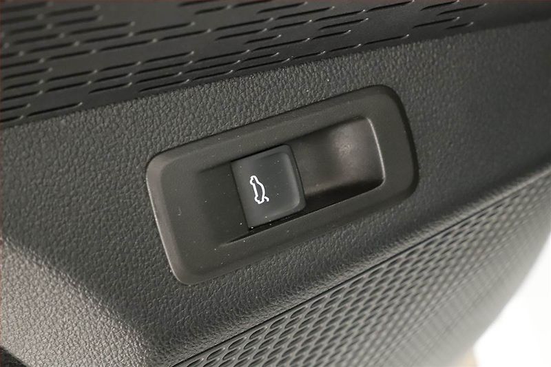 Škoda Octavia (2023) Sportline 2.0 TDI - fotka 10 z 20