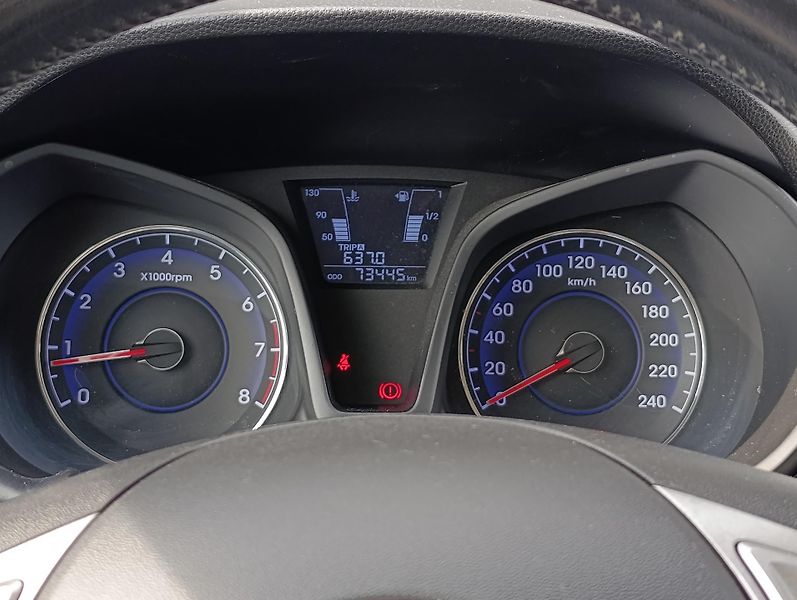 Hyundai ix20 1.4CVVT 66kW ČR 1.MAJITEL DPH - fotka 22 z 30