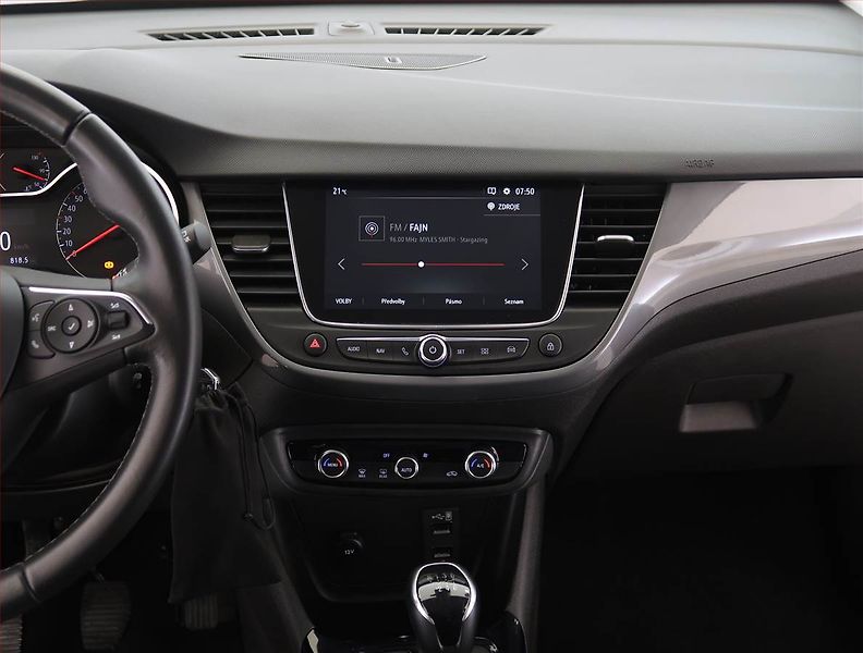 Opel Crossland X (2023) Elegance 1.2 Turbo, Kůže, Navi - fotka 12 z 24