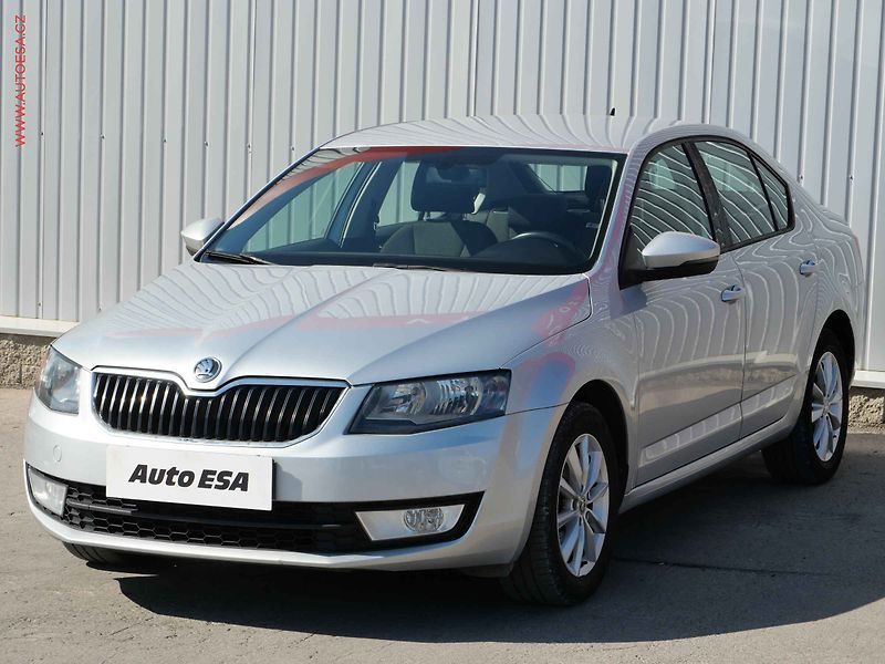 Škoda Octavia (2014) 2.0 TDi, ČR, servis.kniha - fotka 3 z 21