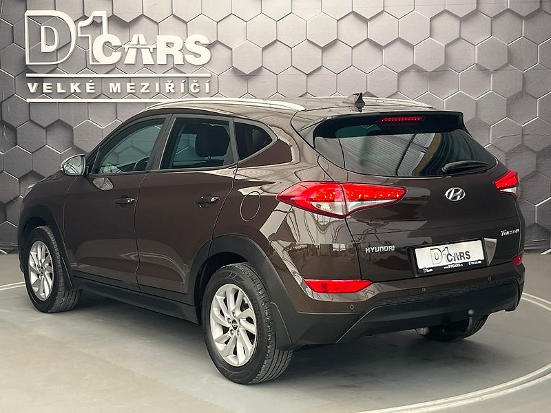 Hyundai Tucson 1.7 CRDI 85kW Best of Czech 4x - fotka 2 z 60