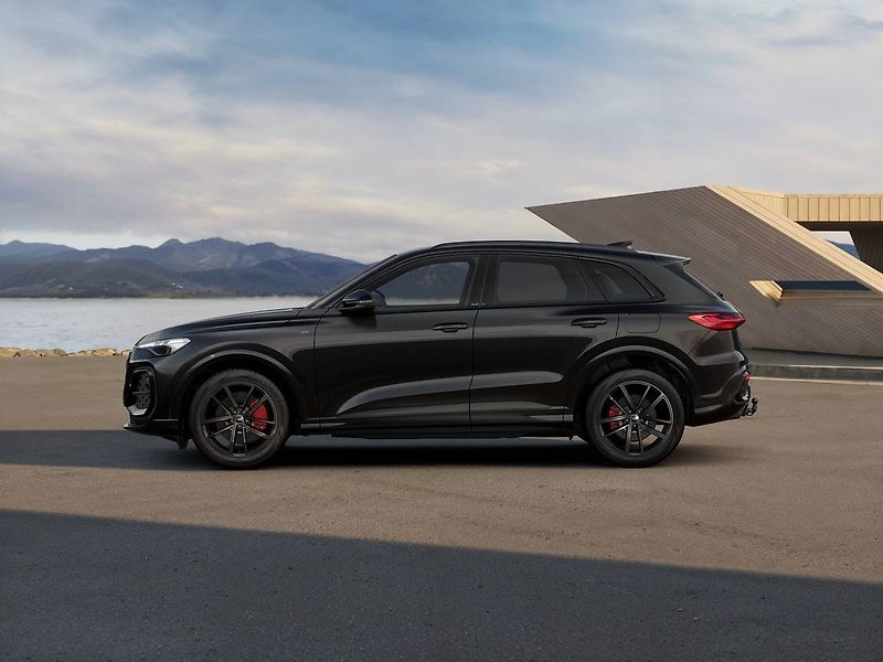 Audi Q5 e-hybrid quattro ST7 2,0TFSI - fotka 3 z 7