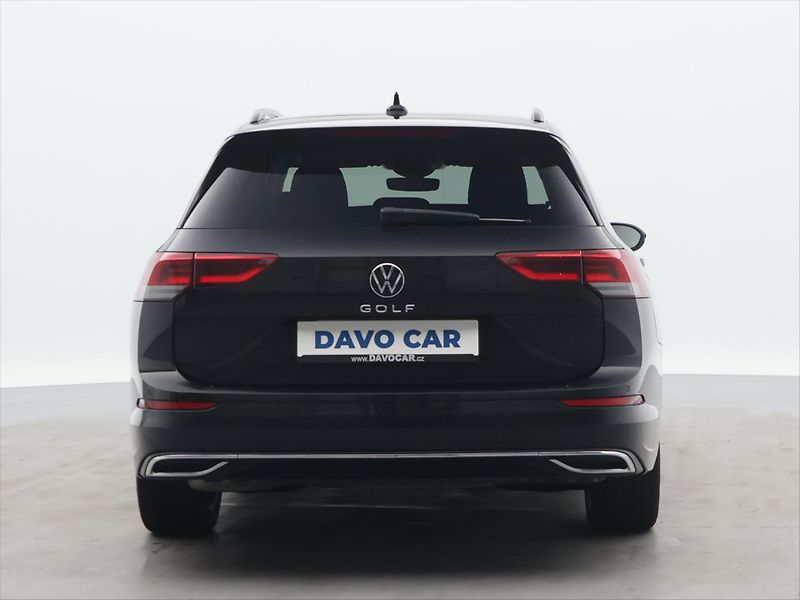 Volkswagen Golf 2,0 TDI 110kW Style - fotka 6 z 29
