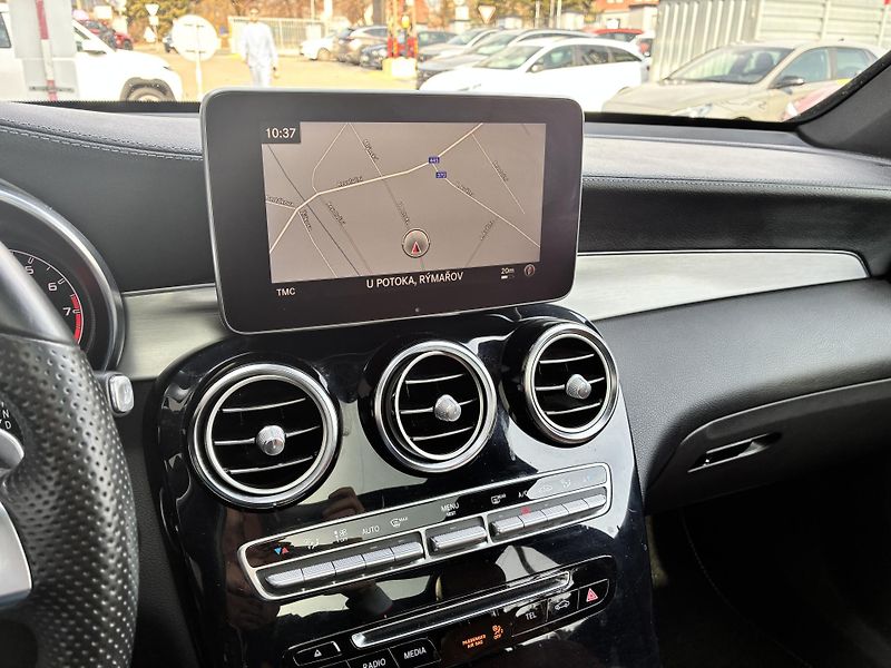 Mercedes-Benz GLC 43-AMG3.0-V6 270kW REZERVACE - fotka 23 z 36