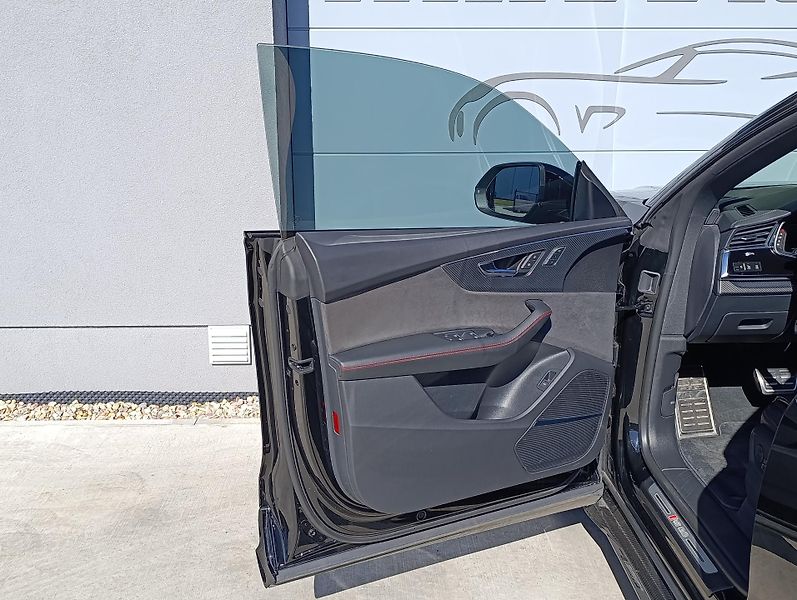 Audi RS Q8 4.0TFSI 441kW QUATTRO ČR DPH  - fotka 34 z 40