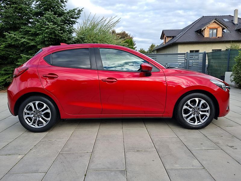 Mazda 2 (2018) 1.5 G-90.KIZOKU INTENSE,HEAD U - fotka 16 z 49