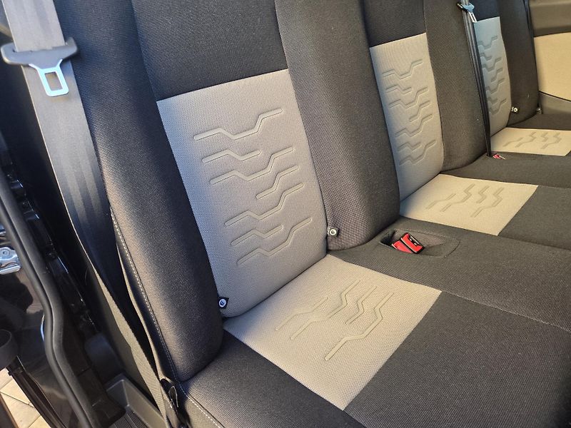 Ford Transit Custom 2.2TDCI L2 114kw 6míst - fotka 23 z 42