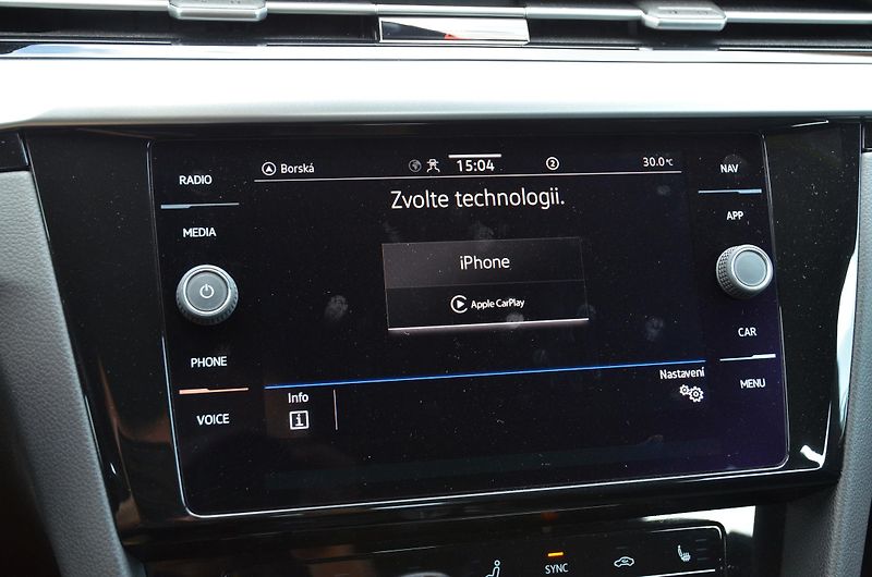 Volkswagen Arteon (2022) 1.5 TSi 110kW R-LINE / ČR  - fotka 36 z 42