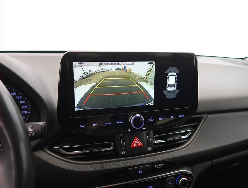 Hyundai i30 (2021) Smart 1.5 T-GDI MHEV, Automat - fotka 18 z 22
