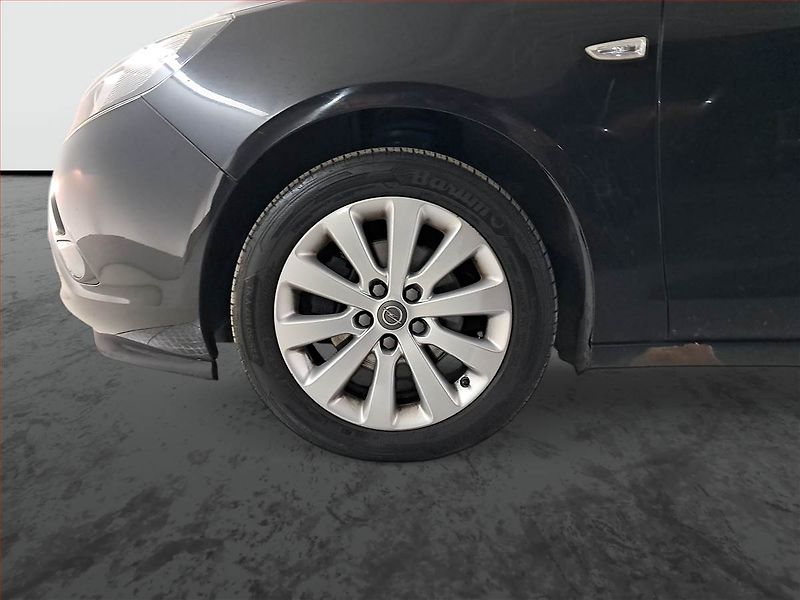 Opel Zafira (2013) 2.0 CDTI, 7 míst, nová STK - fotka 14 z 19